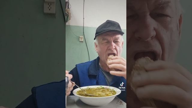 На обед постный рассольник.