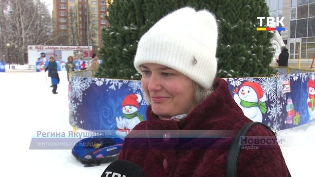 Волшебный вечер: торжественно открыли новогодний городок ДК «Родина» в Бердске