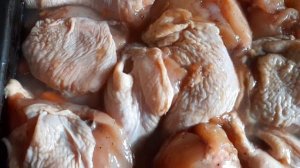 Диетическое жаркое из курочки с гречкой на овощной подушке