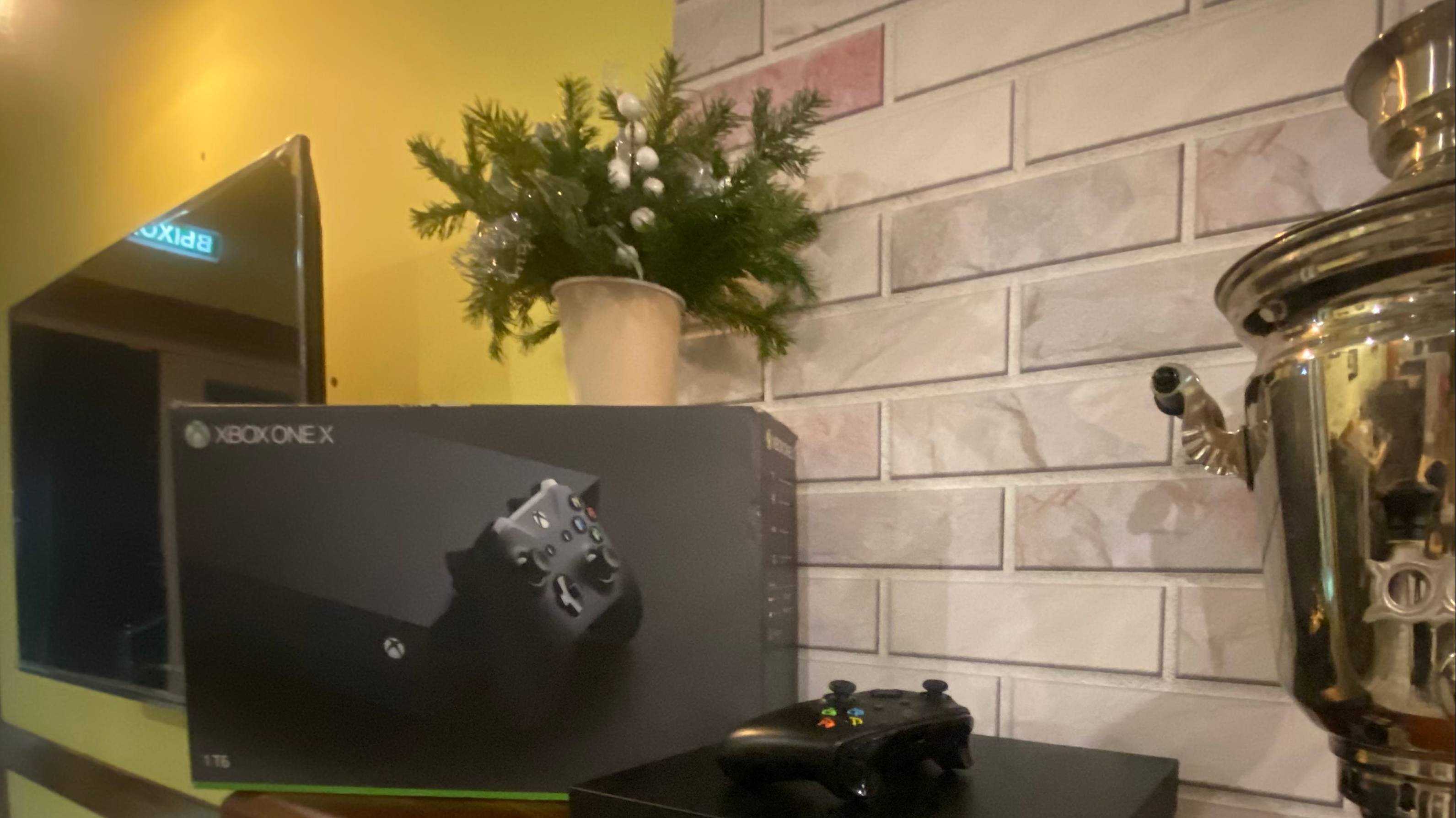 XBOX ONE X _ ролик 1