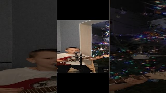 С Новым годом! .mp4 смотреть онлайн