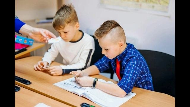 КЕМ СТАНЕШЬ ТЫ  Ю.Жадаев