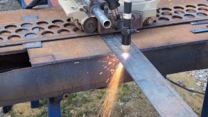 Режем пластины для навеса 12х12 с тельфером