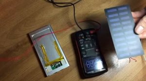 Power bank с солнечной панелью.
