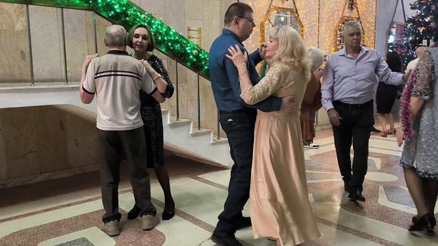 Ах, тюльпаны, алые цветы! Белгород, сокол, белгородские танцы.