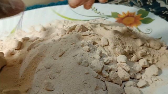 asmr crunchy....hard palm crush baking soda