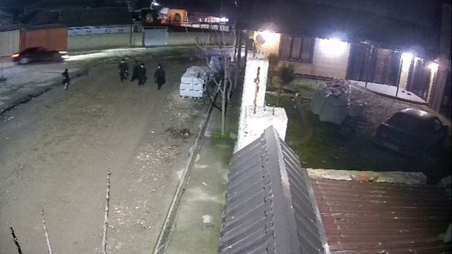 г. Хасавюрт пос.Бамматбекюрт.периодически обрываются
провода 10тыс вольт