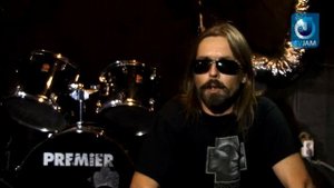 Паук, например VS Тёмные силы