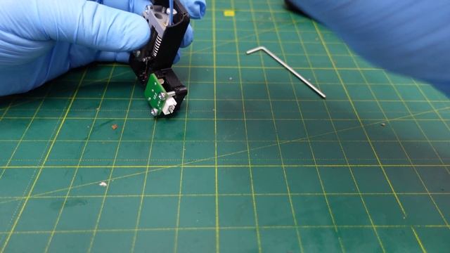 Датчик застрягання філаменту. Частина 3 смотреть онлайн