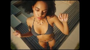 Елена Темникова   Душит ювелирка   1080HD