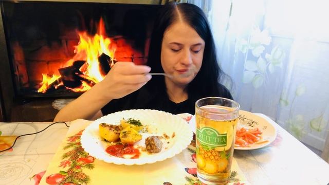 МУКБАНГ ЗАПЕЧЁННЫЙ КАРТОФЕЛЬ/ КОТЛЕТКА/ ОВОЩНОЕ РАГУ #обжор #hotdog #kebab #eating #asmr #breakfast смотреть онлайн