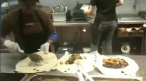 Chipotle (Чипотл) - мексиканская кухня в Америке