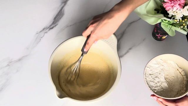 The most beautiful, custardy, thin crepes that now everyone can make! смотреть онлайн