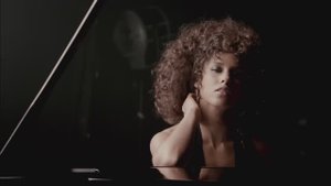 Alicia Keys - Brand New Me