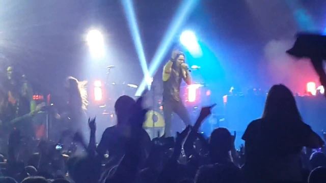 Slash live in Moscow - Paradise City