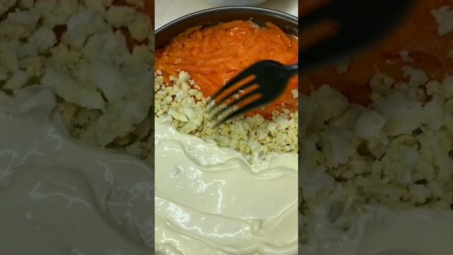 СЫТЫЙ И ВКУСНЫЙ СЛОЕННЫЙ САЛАТ /САЛАТ СО ШПРОТАМИ /САЛАТ "ОКЕАН"