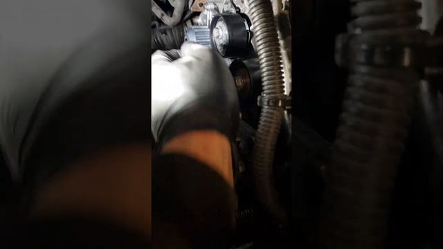 Смотри Витек- вольво V60 . Замена ремня ГРМ смотреть онлайн