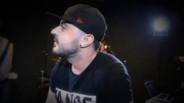 Кавер-группа "F.L.I.R.T." - Just Dance Cover (KIEV) смотреть онлайн