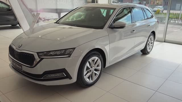 Skoda Octavia универсал 2023 - Интерьер и Экстерьер смотреть онлайн