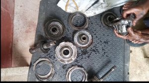 Toyota CR42 auto transmission repair. part 2 03-71A
