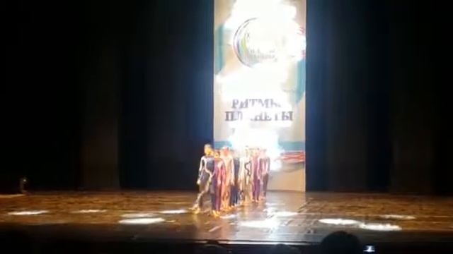 "танцующие змейки"/Коллектив Цветы/Гармония смотреть онлайн