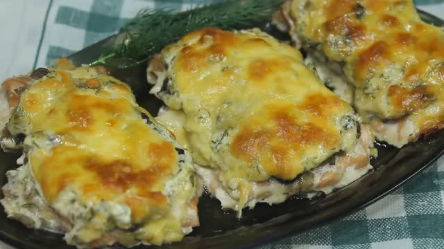 Рыба  в духовке. Запеченная горбуша с грибами и сыром.