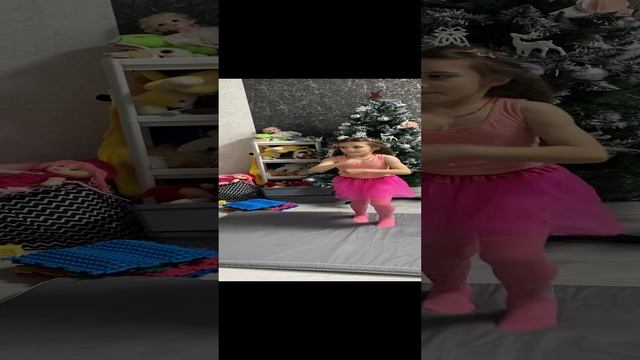 Белла танцует