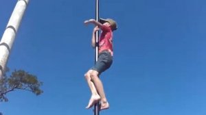 Лазанье по шесту