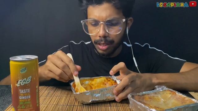 Chicken lasagna eating ASMR | keells foods review | srilankan food | කීල්ස් එකෙන් කමු | issapixxa 🥵