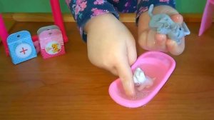 Видео для детей/ Играем с игрушками/ Собачка и Кошечка