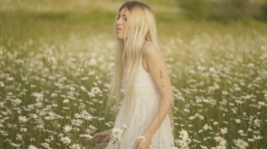 Good Times - Julia Westlin (Official Music Video)