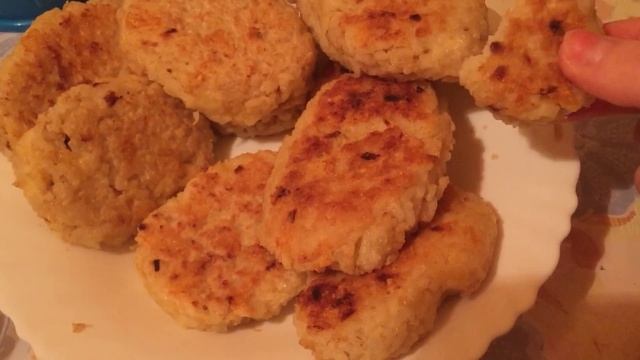 ASMR eating whisper - Rice-cheese cutlets / АСМР еда чавканье - Рисово-сырные котлеты