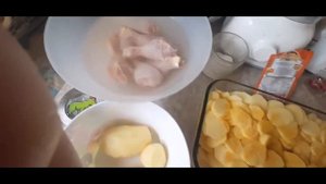 Ейск/Володя вышел на работу/Горячее блюдо на Новогодний стол/Картофель запечённый с грибами