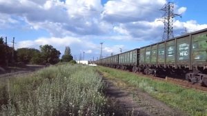 2ТЭ116-822 с составом грузового поезда