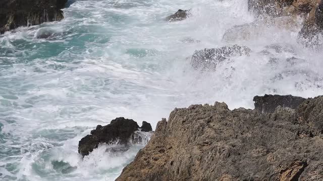 Вальс прибоя. Поль де Сенневиль это не Шопен. Красивая, успокаивающая музыка.