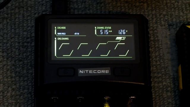 How to charge 0 (Zero) or low voltage batteries in a smart charger смотреть онлайн