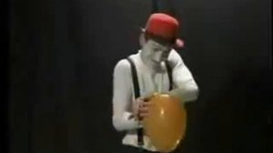 Mim with Balloon Мим с воздушным шариком