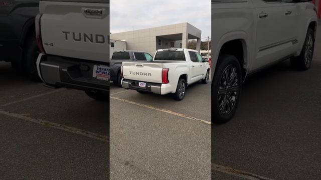 LIVE AT NEWTON TOYOTA With A Very Special Tundra! смотреть онлайн