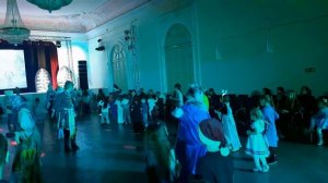 Танцы новогоднии -1001 песенка