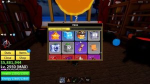 Как зачаровывать оружие в игре Blox Fruits