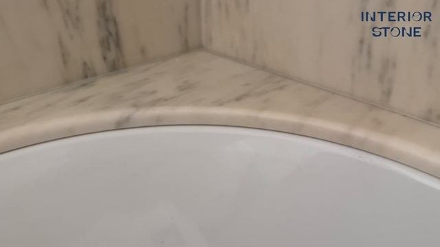 Мрамор для ванной комнаты. Отделка санузла мрамором Калакатта Голд