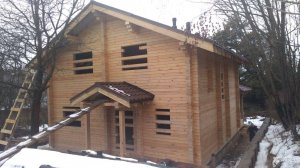 Дом в чашу под проект 9х12м из профилированного бруса. S=190м2.