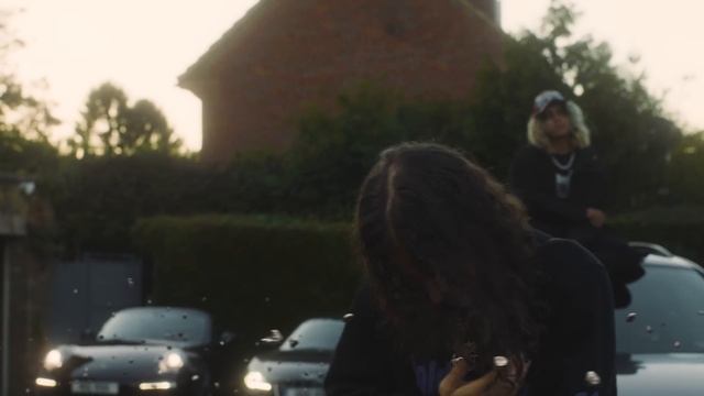 bladee - FALSE смотреть онлайн