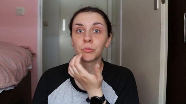 VLOG: День из жизни интроверта-книголюба (много чтения, готовка, поход в библиотеку, спорт) смотреть онлайн