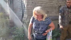 Донецк. Посёлок Октябрьский. Улица Вахрушева 42. Вчерашний прилёт снёс угол моего дома 🏠