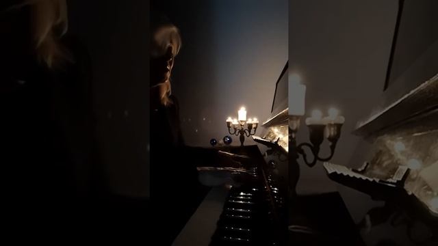 "У КАМИНА" /сл. Ю. Александрова, муз. Н. Светловой/#авторскаяпесня#романсы#песниозиме#песниподрояль