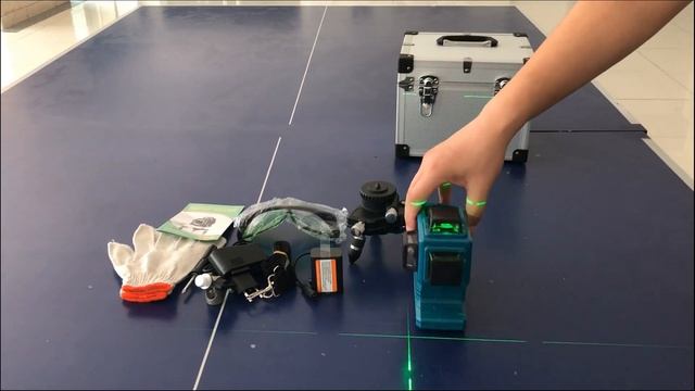 3D Professional Laser level Super Powerful 360 Self-leveling Cross Line 12 Lines Green Beam смотреть онлайн