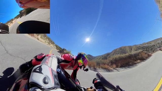 Fastest AfricaTwin? WTF! смотреть онлайн
