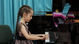 Вараксина Аделина, 7 лет. Отчётный концерт 21.05.2023.