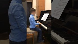 Гурлит этюд Кузьмин Александр 2 кл.